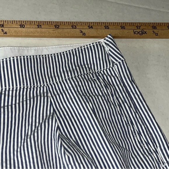 Brooks Brothers Blue and White Striped Shorts Size 6 - Picture 4 of 13
